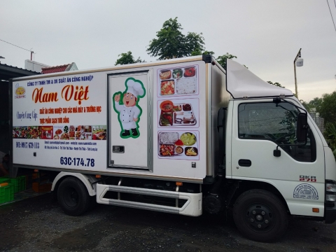 Xe trung chuyển thức ăn