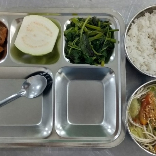 Món ăn khay mẫu 5